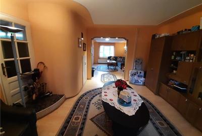 Casă cu Teren 1300 Mp în Turda - 3