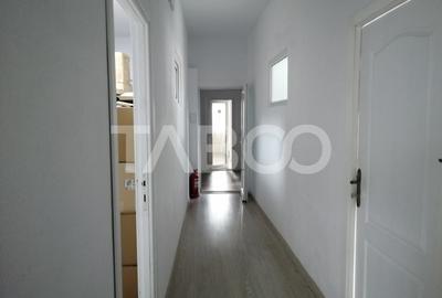 Spatiu birou 37 mpu renovat etaj intermediar zona Broscarie - 2