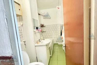 Apartament cu 3 camere decomandat în Est - 1
