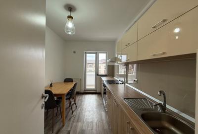 Apartament cu 3 camere decomandat, mobilat în Central - 2