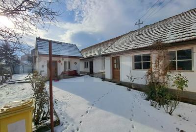 Casa de vanzare in Prejmer – zona linistita, aproape de centru - 1