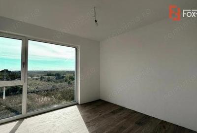 Casă cu 4 camere cu Teren 337 Mp în Giarmata