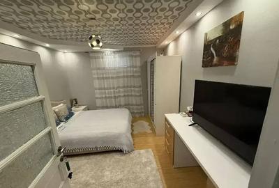 Casă cu 6 camere cu Teren 324 Mp în Central - 2