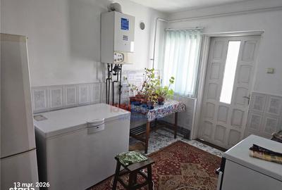 Apartament cu 3 camere în Central - 5