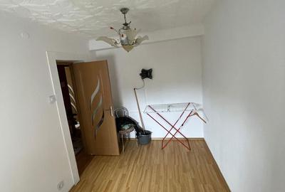 Apartament cu 3 camere decomandat în Almașu Mic - 8