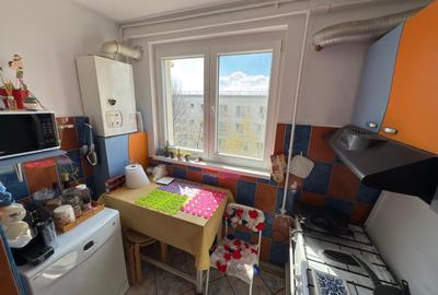 Apartament 4 camere, Ozana, langa scoala nr.116, doua bai, boxa in acte. - 4