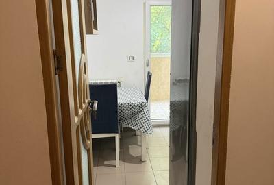 Apartament cu 3 camere decomandat în Decebal - 2