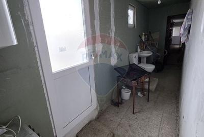 Casă cu 3 camere cu Teren 1000 Mp în Bătinești - 22