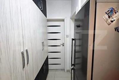 Apartament cu 3 camere semidecomandat în Nufărul - 8