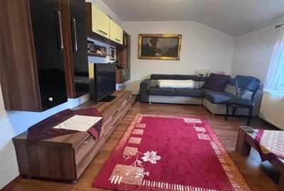 Casă cu 8 camere cu Teren 700 Mp în Rădăuți - 2