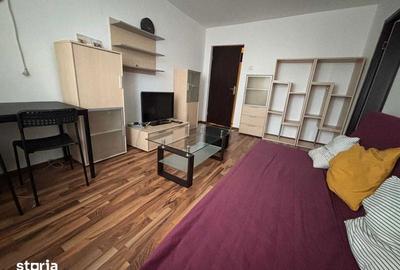 Apartament cu 2 camere semidecomandat în Victoriei