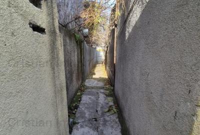 Casă cu 3 camere cu Teren 226 Mp în Central - 1