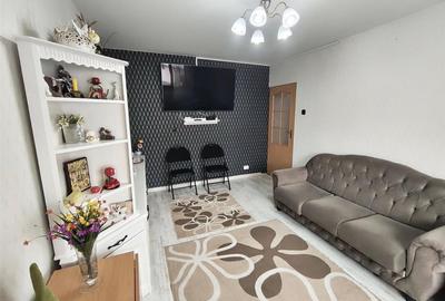 Apartament cu 3 camere decomandat în Dancu - 2