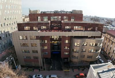 Birou, de 5,880 mp, în Victoriei - 3