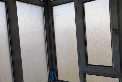 Apartament cu 3 camere decomandat în Debarcader