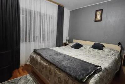 Apartament cu 3 camere decomandat în Central - 2