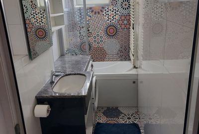 Apartament cu 3 camere semidecomandat în Central - 2