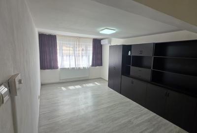 Garsonieră decomandată în Ampoi 1 - 2