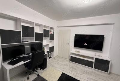 Apartament cu 3 camere decomandat în Roșu - 2