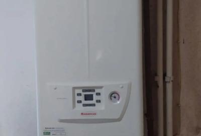 A 19 apartament energiei 59900 etajul 1 , 3 camere - 9