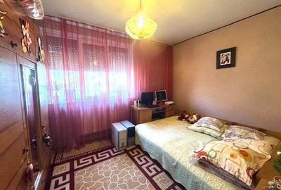 Apartament cu 3 camere semidecomandat în Central - 9
