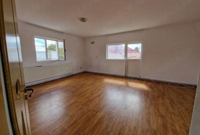 Casă cu 6 camere în Ștefănești - 4