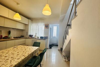 Casa superba insiruita cu 3 camere si curte langa scoala Petru Rares - 2