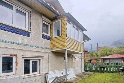 Aproape De Castelul Cantacuzino - 16