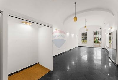 Spațiu comercial, de 80 mp, în Central
