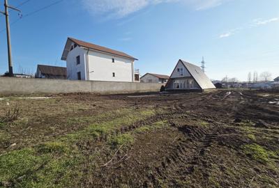 Teren Construcții intravilan de 1186 mp, în Vest - 4