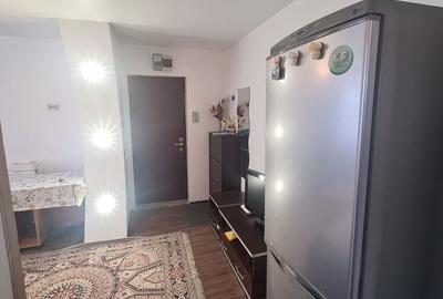 Apartament cu 2 camere decomandat în Florilor - 7