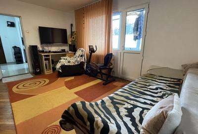 Apartament cu 3 camere decomandat în Gheorghe Lazăr - 8