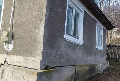 Casă cu 3 camere în Central - 2