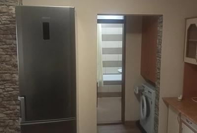 Vand apartament doua camere etaj 2 - 2
