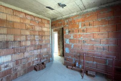 Duplex cu 4 camere cu Canalizare în Urseni - 6