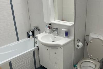 Apartament 3 camere bloc 2005 zona ultracentrala - 8