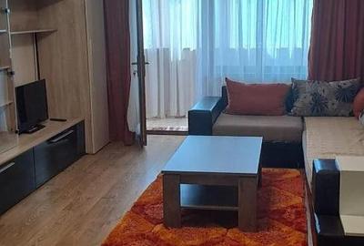 Apartament cu 3 camere decomandat în Km 4 - 7