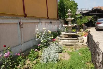 Casă cu 7 camere cu Canalizare în Km 5 - 18