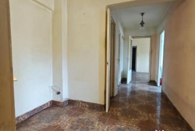 Apartament cu 3 camere semidecomandat în Central - 4