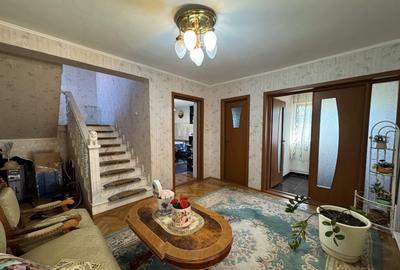 Casă cu 8 camere cu Teren 4057 Mp în Găneasa - 17