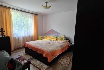 Casă individuală cu 4 camere cu Canalizare în Periferie - 3