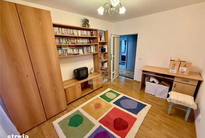 Apartament cu 3 camere decomandat în Canta - 7