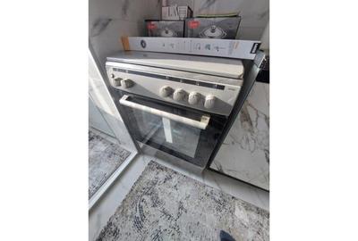 Apartament cu 3 camere semidecomandat, mobilat în Drumul Taberei - 17