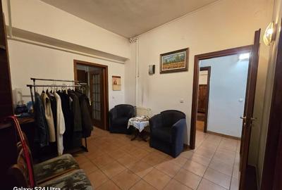 P-ta Victoriei,ap.3 cam,an 1997,dec,suprf.128mp,loc parcare subteran P-ta Victoriei,ap.3 cam,an 1997,dec,suprf.128mp,loc parcare subteran - 4