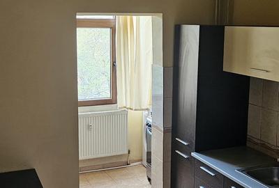 Garsonieră decomandată, mobilată în Metalurgie - 6