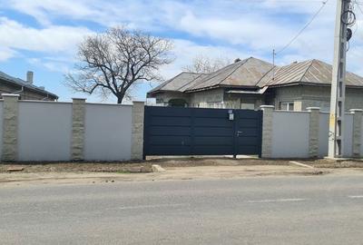 Casă cu 3 camere în Mănești - 1