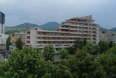 Apartament cu 4 camere decomandat în Central - 11