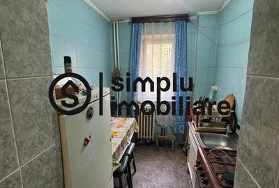 2 semidecomandate, parter, Craiovita - 67 500 Euro - 10
