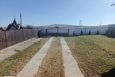 Casă cu 4 camere în Mălini - 10