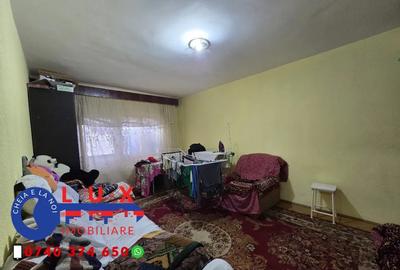 Apartament cu 2 camere decomandat în Babadag - 1